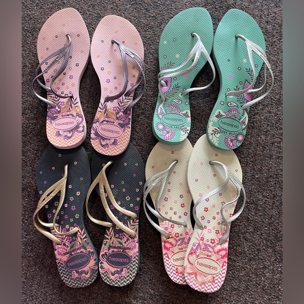 Havaiana flip flops.